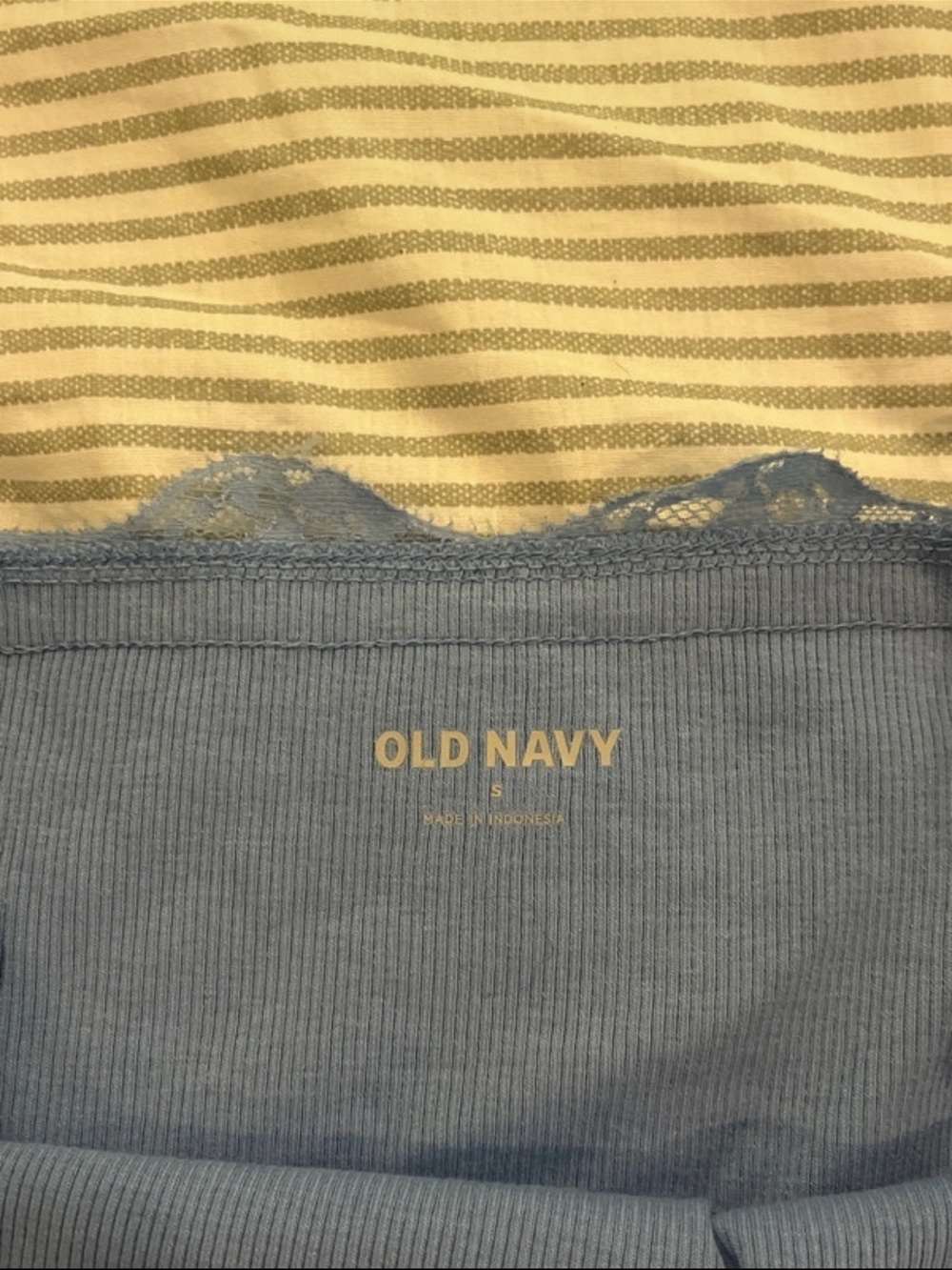 Old Navy Light Blue Lace-Trim Ribbed Cami - Picture 3 of 3